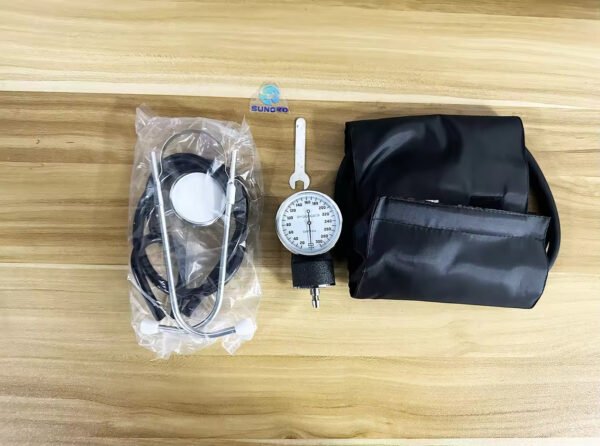 Main-02 SR-AB02 Aneroid Sphygmomanometer Medical Sphygmomanometer with Dual Head Stethoscopefor Hos Ital Use