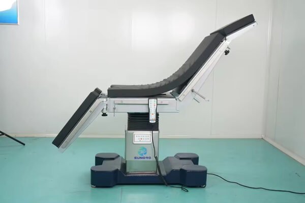 Main-03 DST-500A Five Electric Operating Table Electric Hydraulic Operating Table for Perspective Surgery