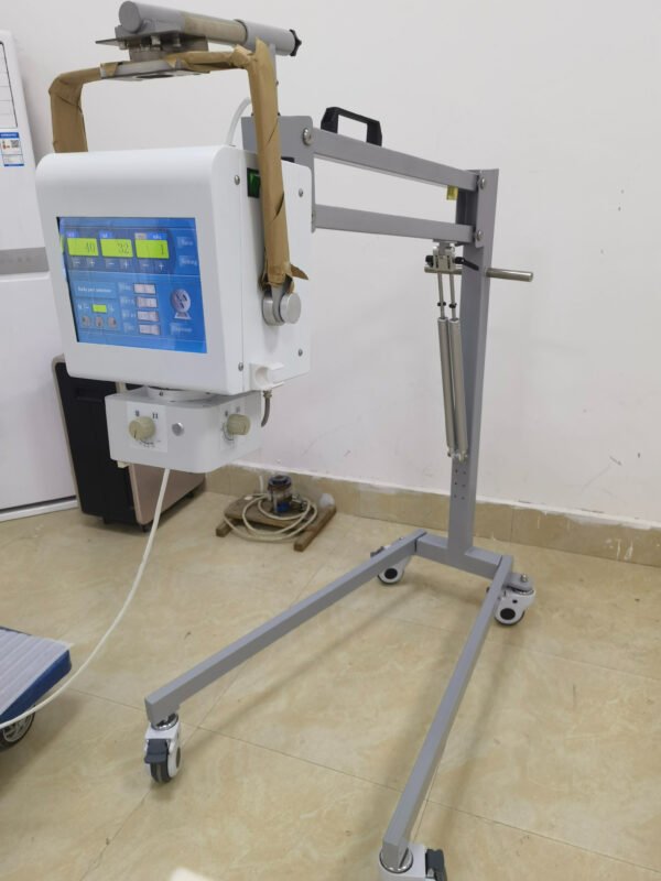 Main-04 SR-P5A Medical Digital X Ray System a Complete X-ray Set