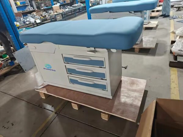 Main-04 AF-03 American-style Gynecological Examination Bed Medical Bed Delivery Bed Obstetric Bed