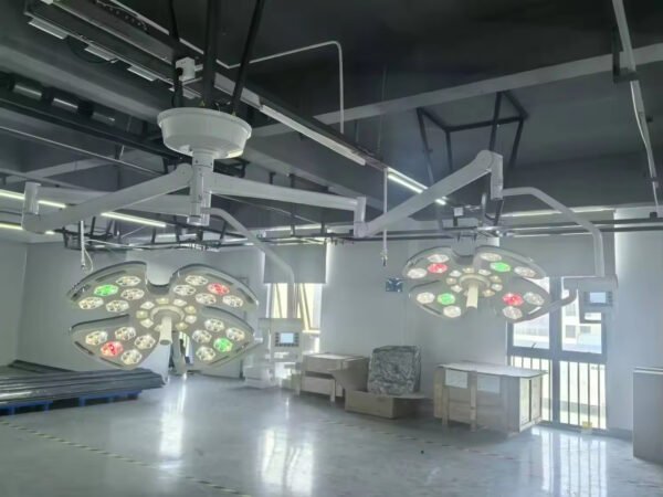 Main-05 ZW-F71/58S Operating Lamp LED Shadowless Surgical Light Ceiling Petal Shaped Operation Light Lamparas Quirurgicas