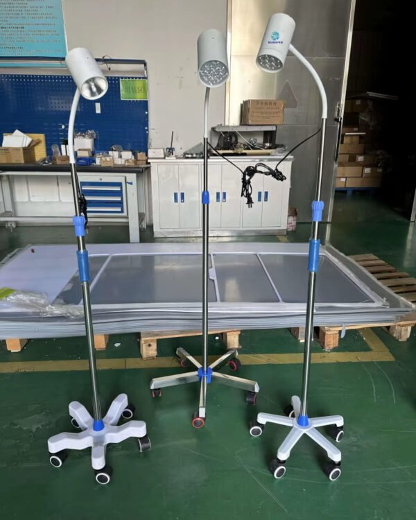 Main-06 YDE120 Medical Hospital Clinical Cheap Mobile Portable Light-emitting Diode Lamp Examination Lamp